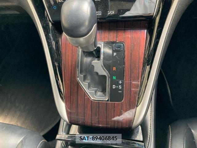 Toyota HARRIER HYBRID 2015-08 8336079-23