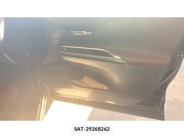 Toyota HARRIER HYBRID 2021-08 8354603-7