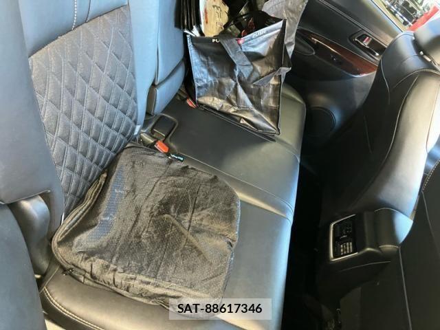 Toyota HARRIER HYBRID 2016-03 8354605-19