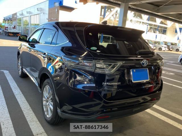 Toyota HARRIER HYBRID 2016-03 8354605-3