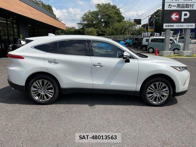 Toyota HARRIER HYBRID 2023-10 8366136-16