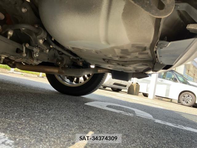 Toyota HARRIER HYBRID 2015-09 8366159-4