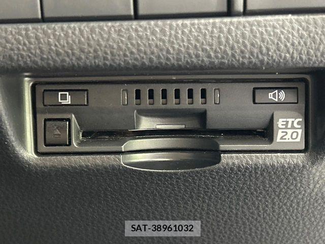 Toyota HARRIER HYBRID 2020-07 8366141-10