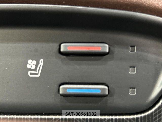 Toyota HARRIER HYBRID 2020-07 8366141-4