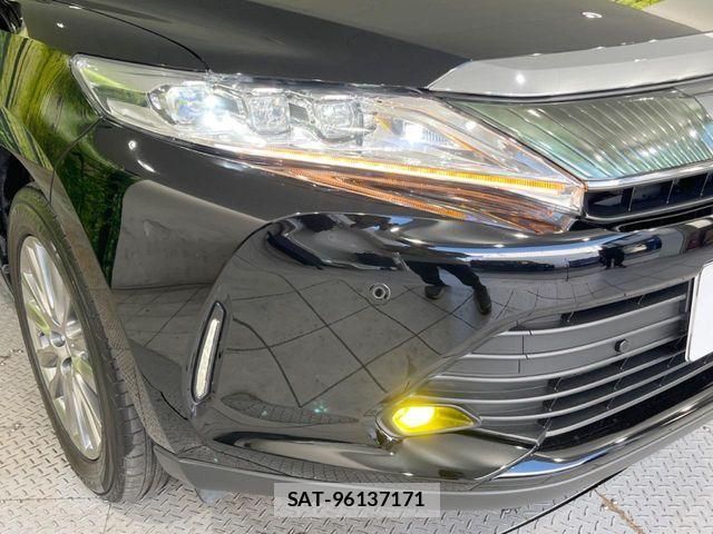 Toyota HARRIER HYBRID 2018-04 8366157-12