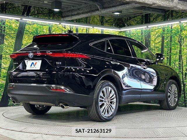 Toyota HARRIER HYBRID 2022-02 8366146-17
