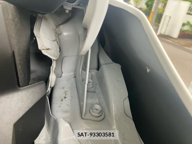 Toyota HARRIER HYBRID 2023-09 8366140-29