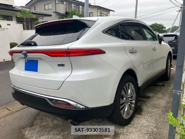Toyota HARRIER HYBRID 2023-09 8366140-3