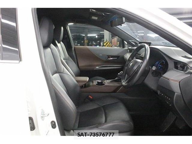 Toyota HARRIER HYBRID 2022-03 8371710-28