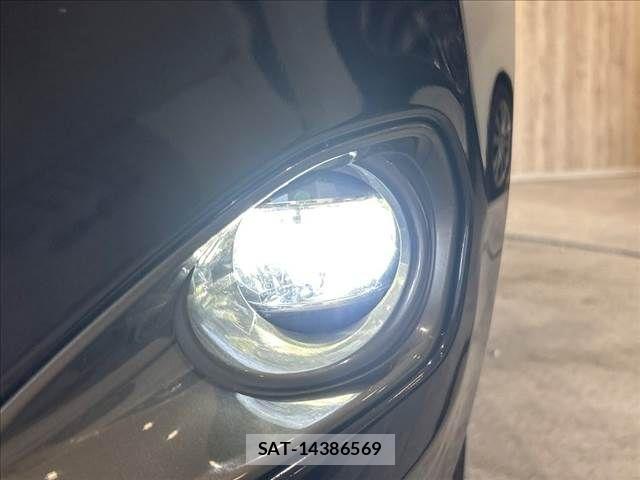 Toyota HARRIER HYBRID 2014-03 8438191-14