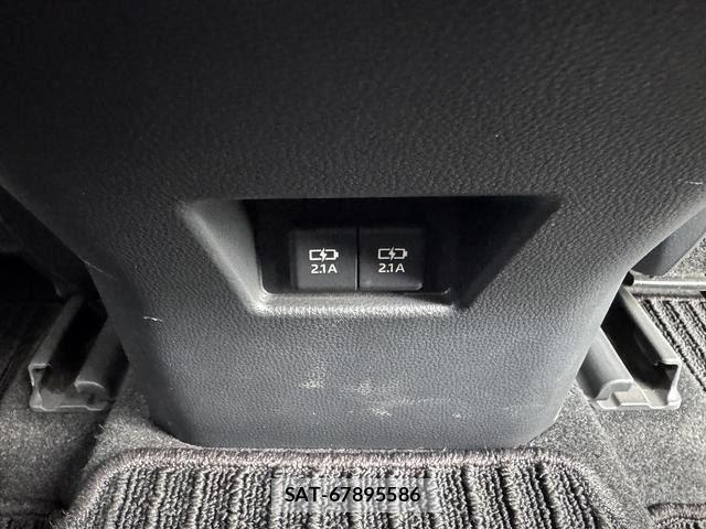 Toyota HARRIER HYBRID 2020-08 8457606-25