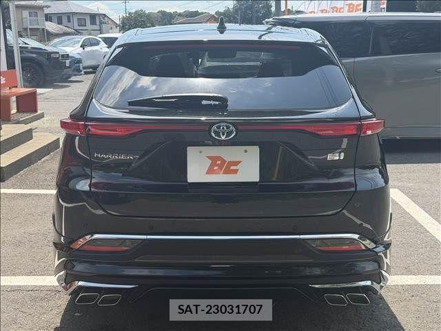 Toyota HARRIER HYBRID 2023-02 8525086-22