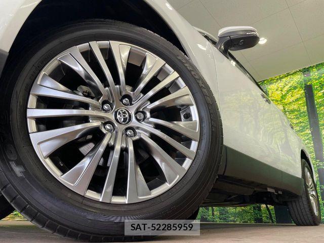 Toyota HARRIER HYBRID 2023-03 8562075-12