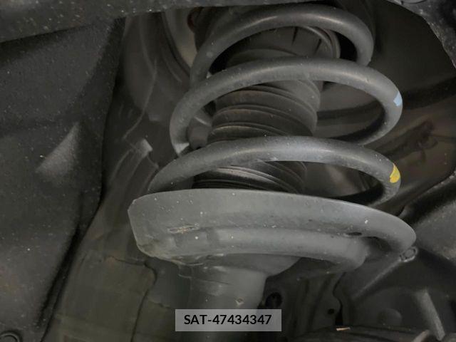 Toyota HARRIER HYBRID 2023-02 8562080-19