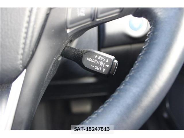Toyota HARRIER HYBRID 2018-07 8562087-4