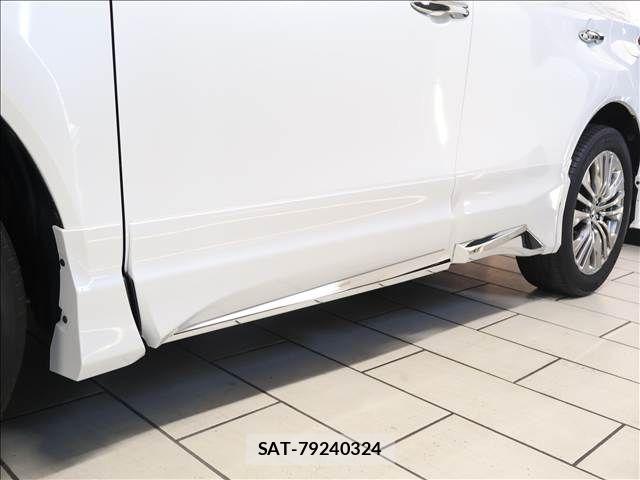 Toyota HARRIER HYBRID 2024-05 8562070-8
