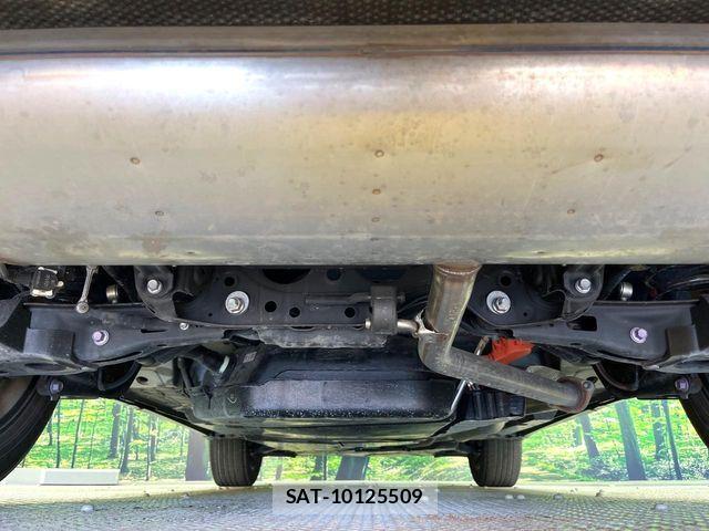 Toyota HARRIER HYBRID 2020-06 8626997-18