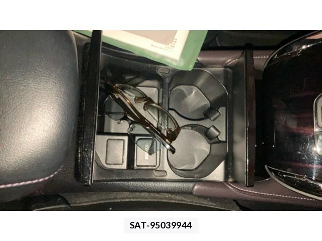 Toyota HARRIER HYBRID 2015-10 8627010-20