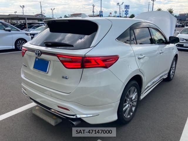 Toyota HARRIER HYBRID 2017-09 8627007-11