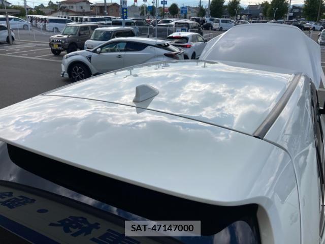 Toyota HARRIER HYBRID 2017-09 8627007-14