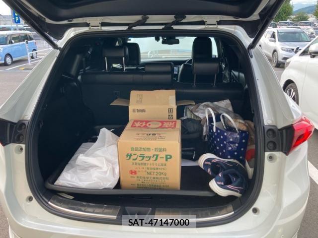 Toyota HARRIER HYBRID 2017-09 8627007-15
