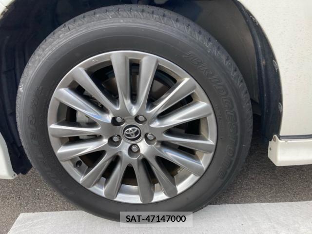 Toyota HARRIER HYBRID 2017-09 8627007-8