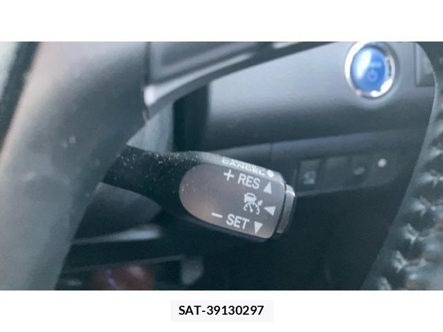Toyota HARRIER HYBRID 2014-07 8659356-6