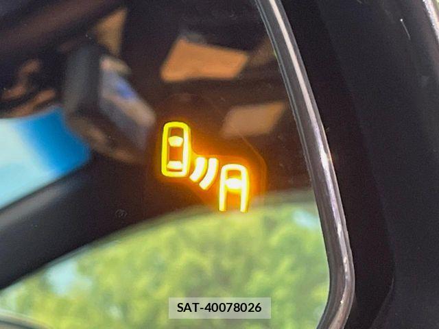 Toyota HARRIER HYBRID 2021-12 8659335-9