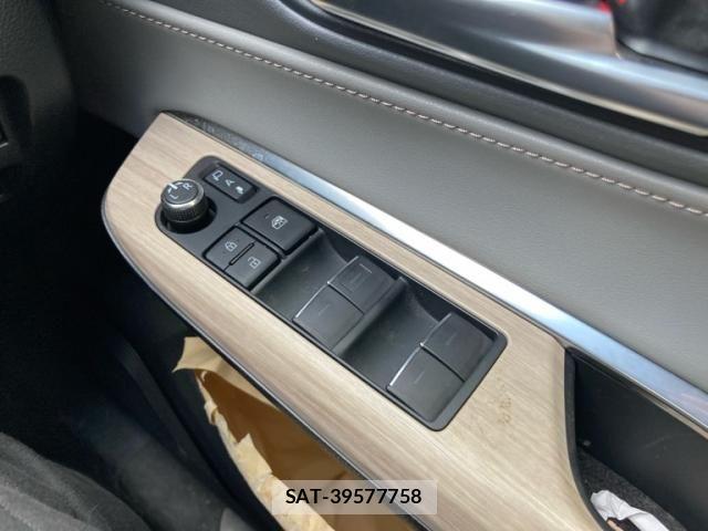 Toyota HARRIER HYBRID 2020-06 8659349-17