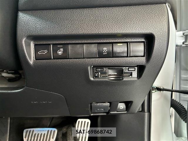 Toyota HARRIER HYBRID 2023-02 8659332-17