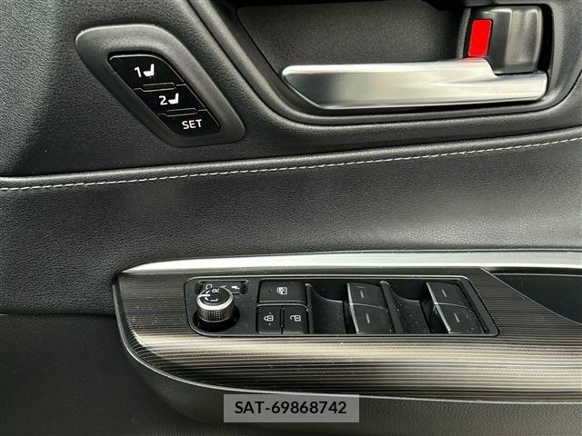 Toyota HARRIER HYBRID 2023-02 8659332-18