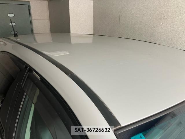 Toyota HARRIER HYBRID 2009-12 8659357-5
