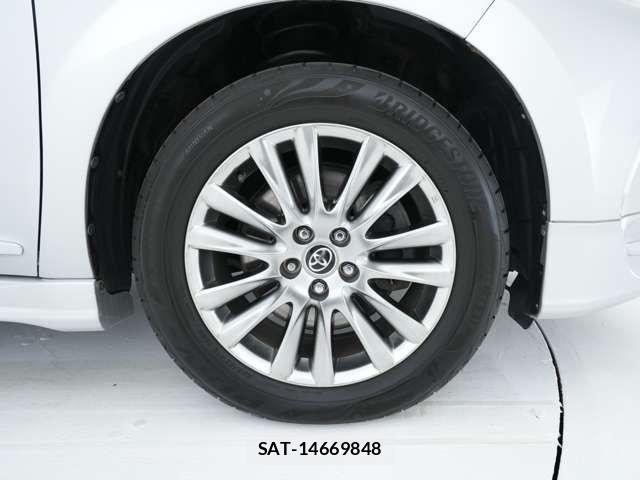 Toyota HARRIER HYBRID 2017-12 8659346-18