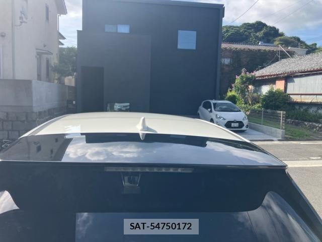 Toyota HARRIER HYBRID 2017-07 8659348-8