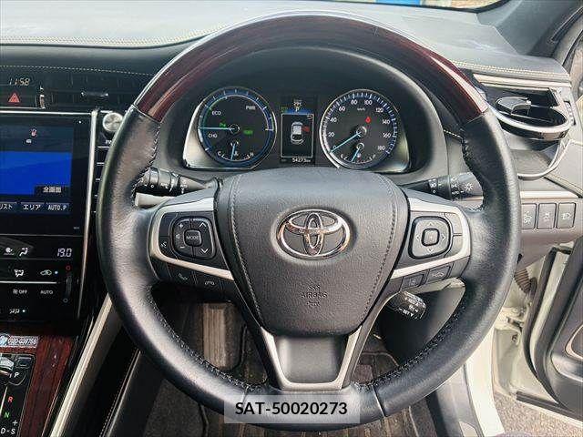 Toyota HARRIER HYBRID 2014-09 8659355-12