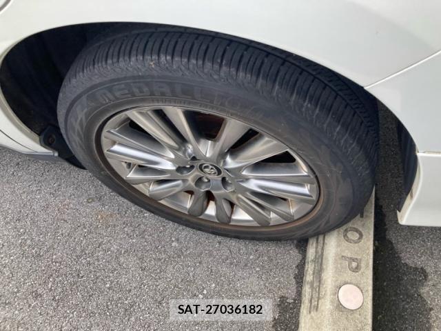Toyota HARRIER HYBRID 2015-04 8685651-11