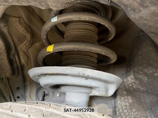 Toyota HARRIER HYBRID 2023-02 8685644-19