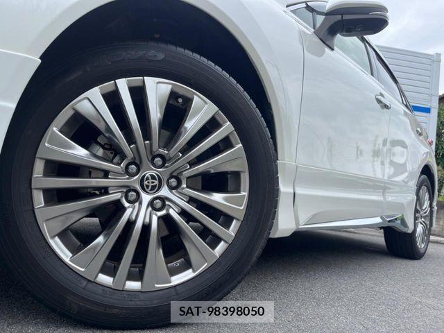 Toyota HARRIER HYBRID 2021-10 8742494-12