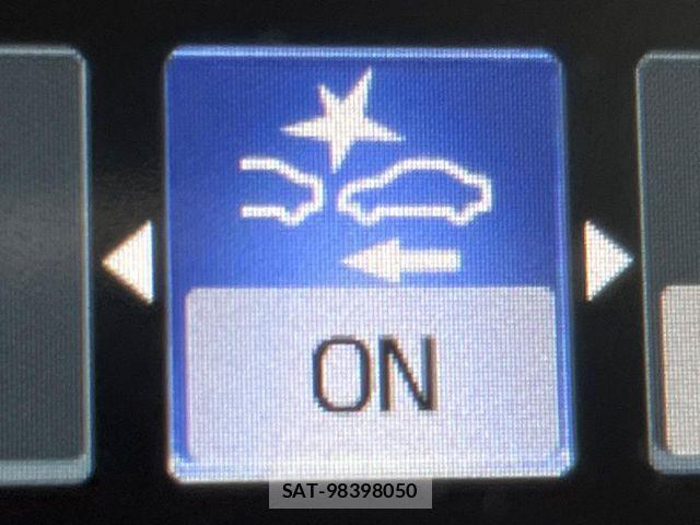 Toyota HARRIER HYBRID 2021-10 8742494-5