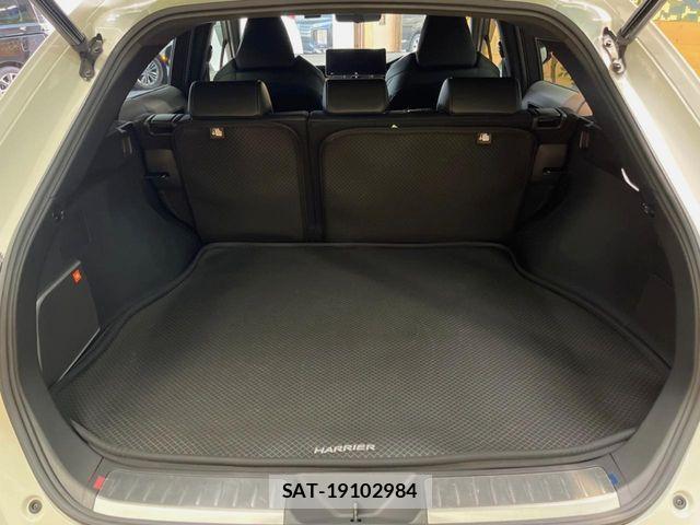 Toyota HARRIER HYBRID 2021-08 8742498-9
