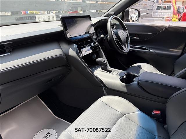 Toyota HARRIER HYBRID 2021-09 8742500-16