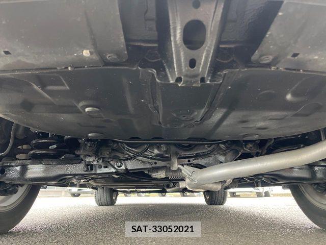Toyota HARRIER HYBRID 2017-06 8796121-18