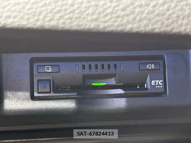 Toyota HARRIER HYBRID 2018-07 8796123-6