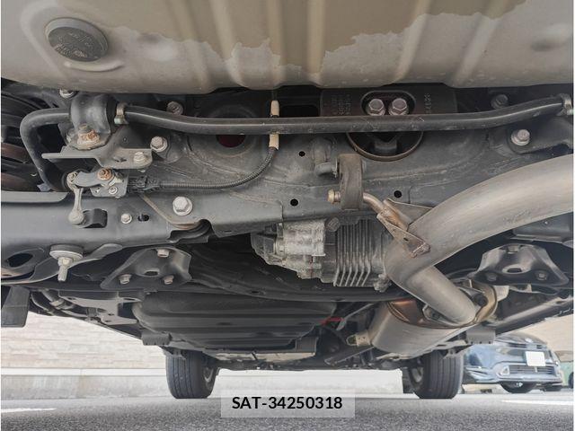 Toyota HARRIER HYBRID 2014-06 8829300-13
