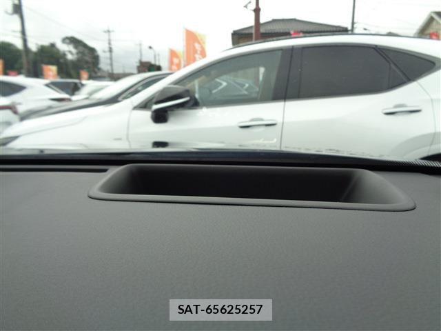 Toyota HARRIER HYBRID 2024-08 8829289-22