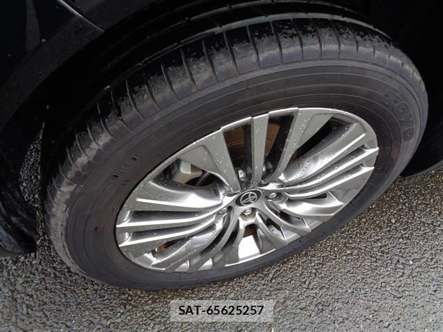Toyota HARRIER HYBRID 2024-08 8829289-8