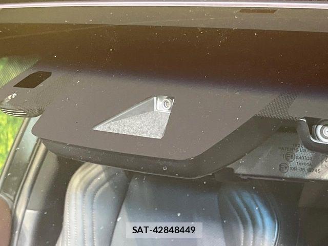 Toyota HARRIER HYBRID 2021-12 8829287-6