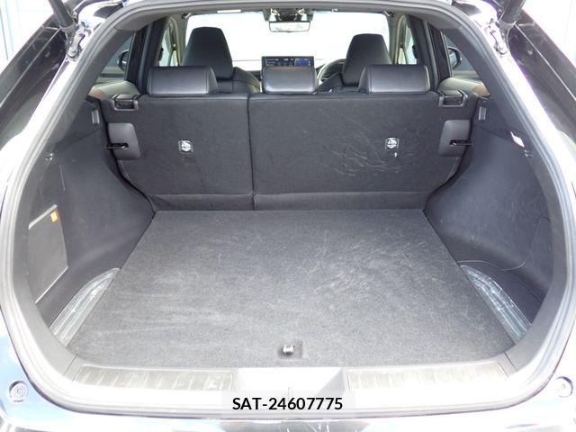 Toyota HARRIER HYBRID 2021-07 8829288-19