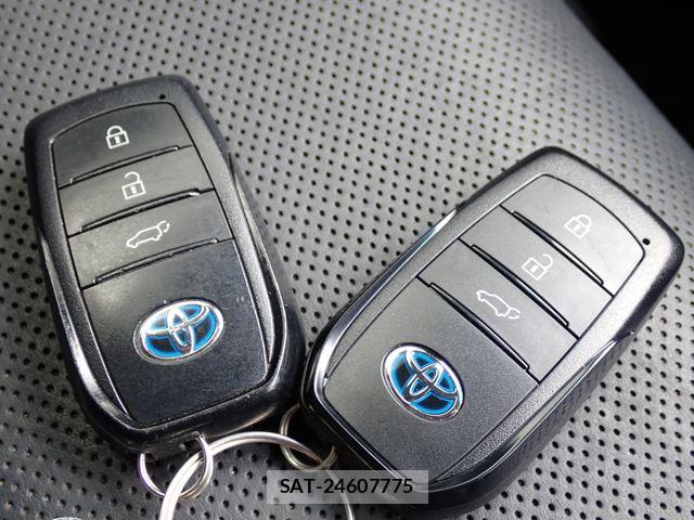Toyota HARRIER HYBRID 2021-07 8829288-21