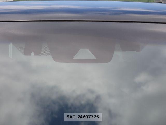 Toyota HARRIER HYBRID 2021-07 8829288-24